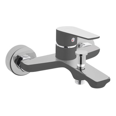 Jednoručna zidna baterija za kadu sa keramičkim mešačem od 35mm Invena DOKOS. Baterija je modernog dizajna